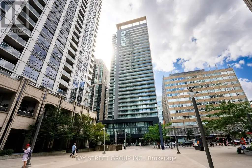 709 - 770 Bay Street, Toronto (Bay Street Corridor)