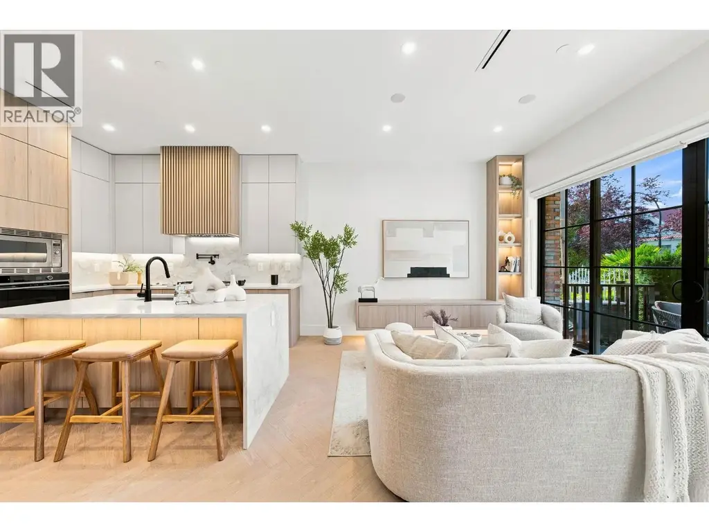 1 646 E 23rd Avenue, Vancouver
