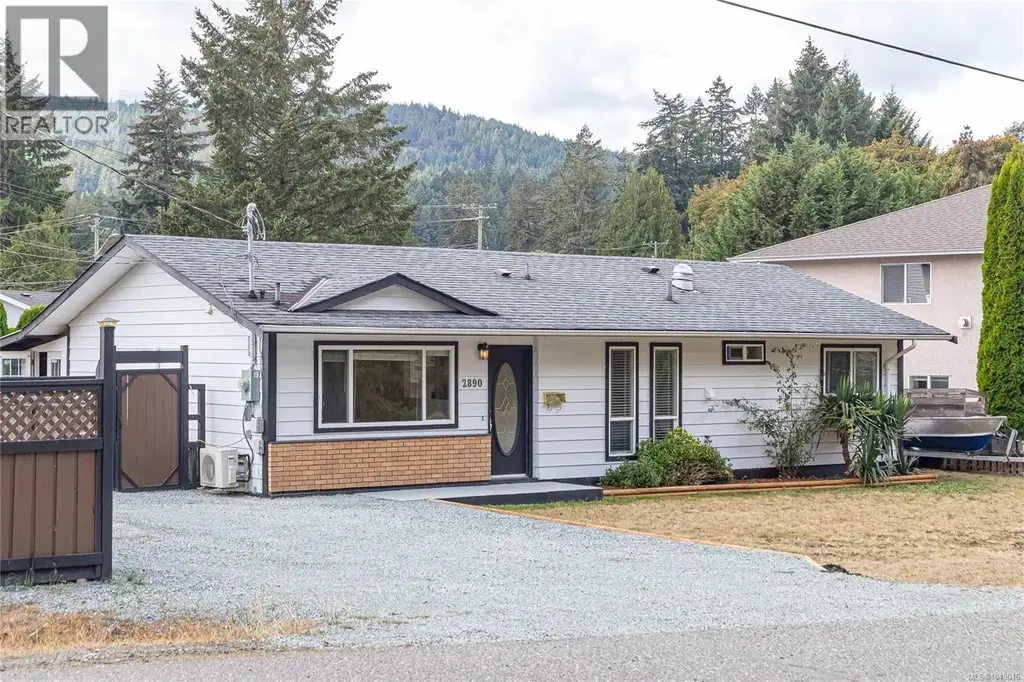 2890 Canyon Park Pl, Langford