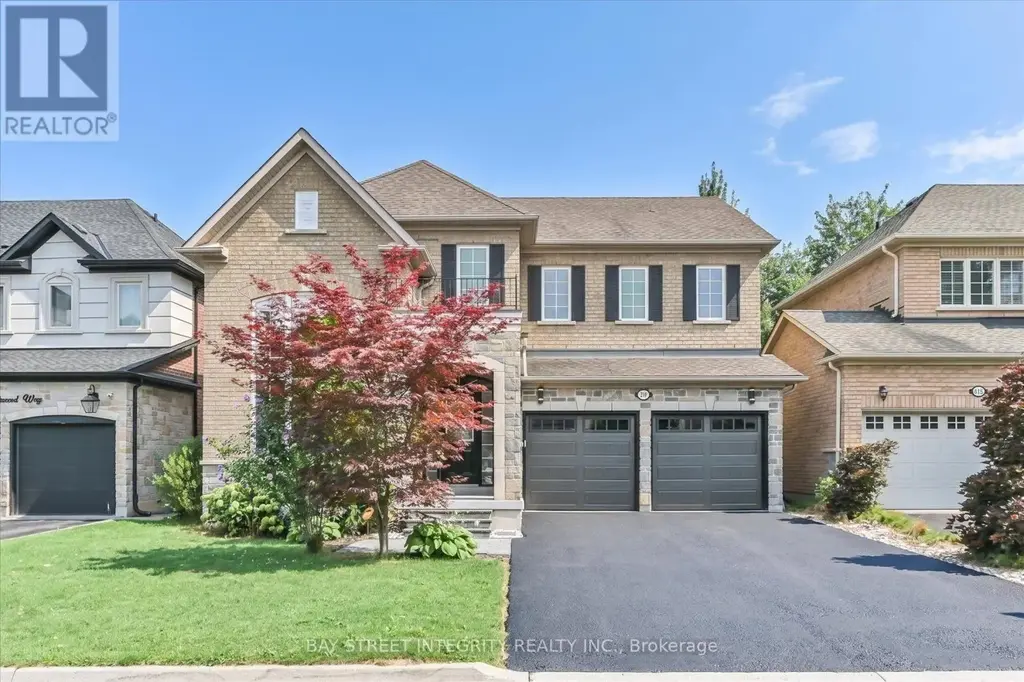 210 Milkweed Way, Oakville (BR Bronte)