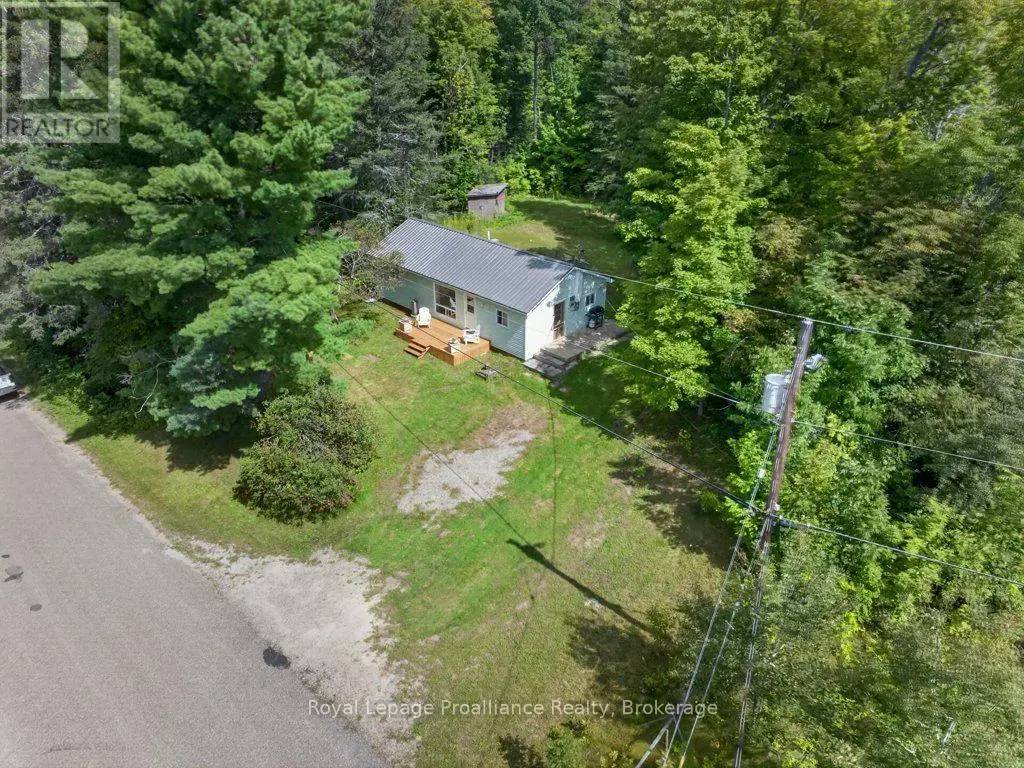1139 River Road, Frontenac (Frontenac North)