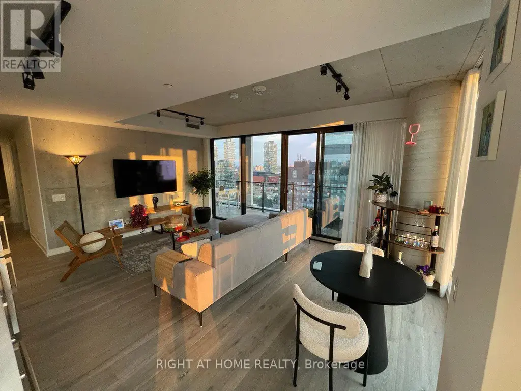 1308 - 55 Ontario Street, Toronto (Moss Park)