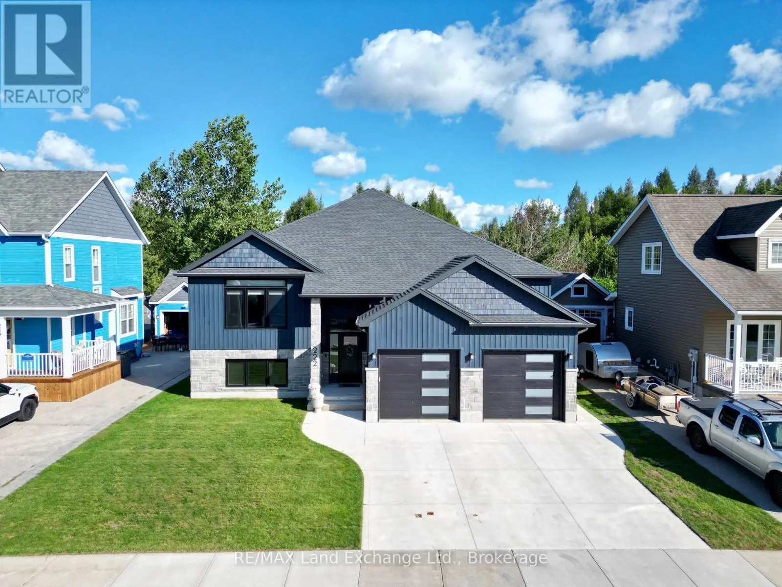 222 Emerald Drive, Saugeen Shores