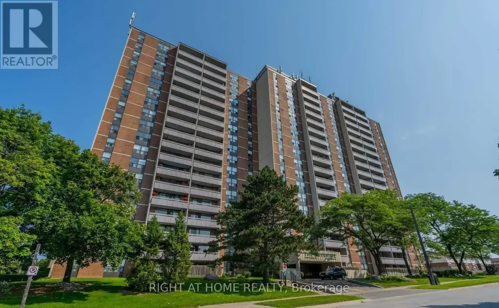 107 - 1210 Radom Street, Pickering (Bay Ridges)