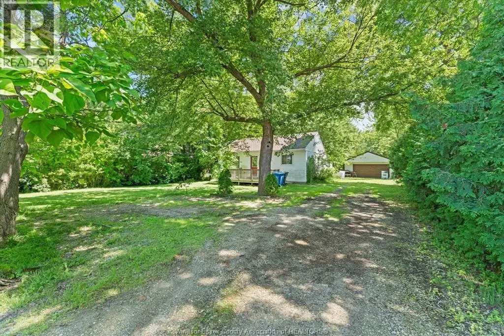 3555 County Rd 42, Windsor