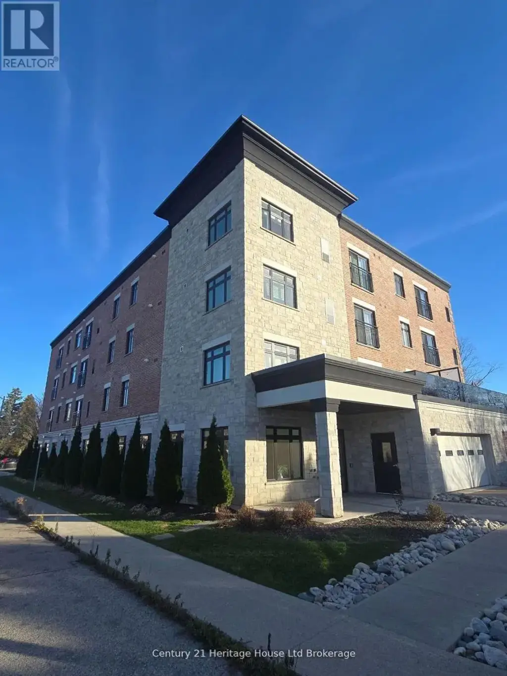 302 - 71 Metcalf Street, Woodstock (Woodstock - South)