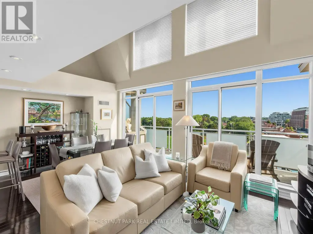 Ph 802 - 1801 Bayview Avenue, Toronto (Leaside)