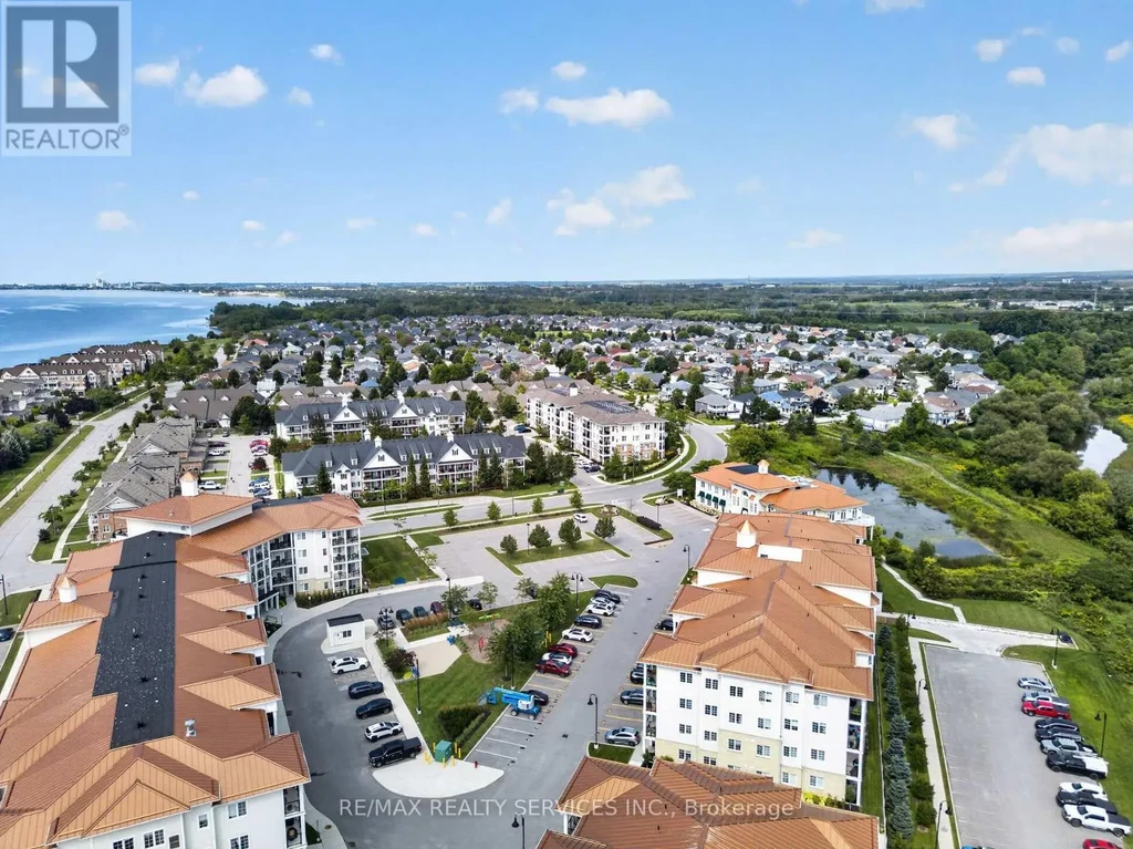 129 - 50 Lakebreeze Drive, Clarington (Newcastle)