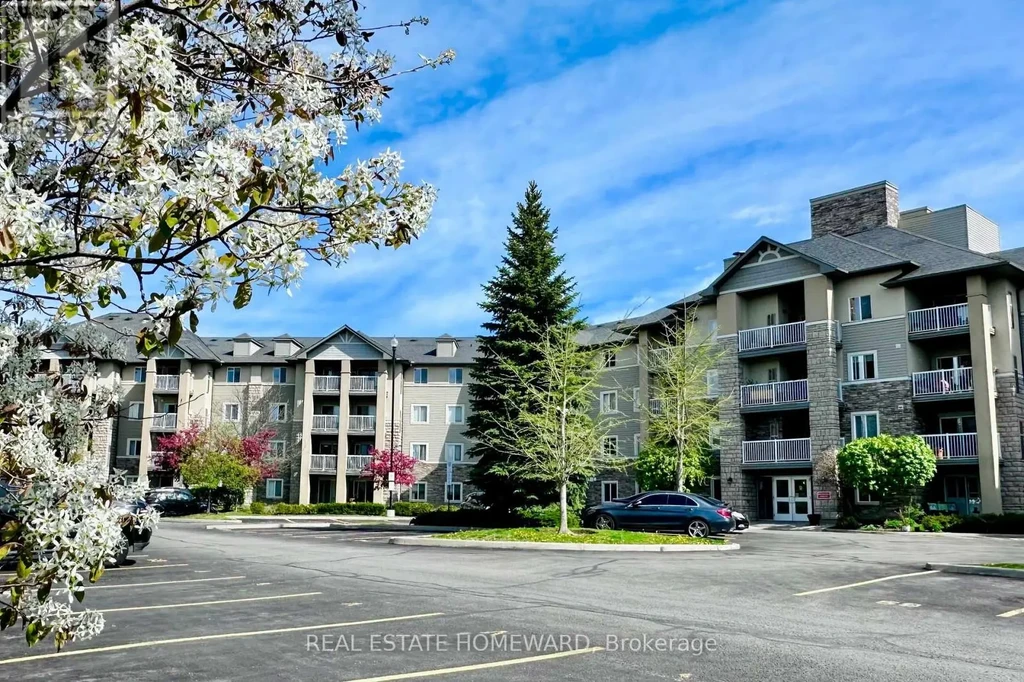 416 - 684 Warden Avenue, Toronto (Clairlea-Birchmount)