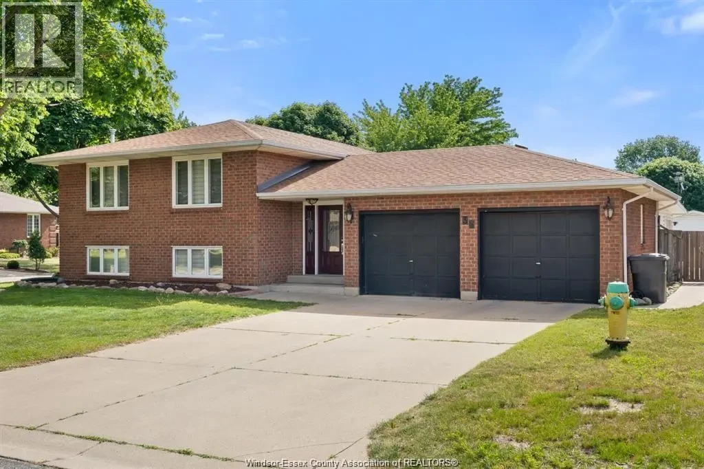 36 Cherrywood, Leamington