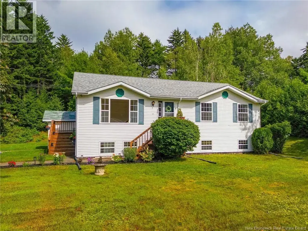 10 Meadow Brook Drive, Grand Bay-Westfield