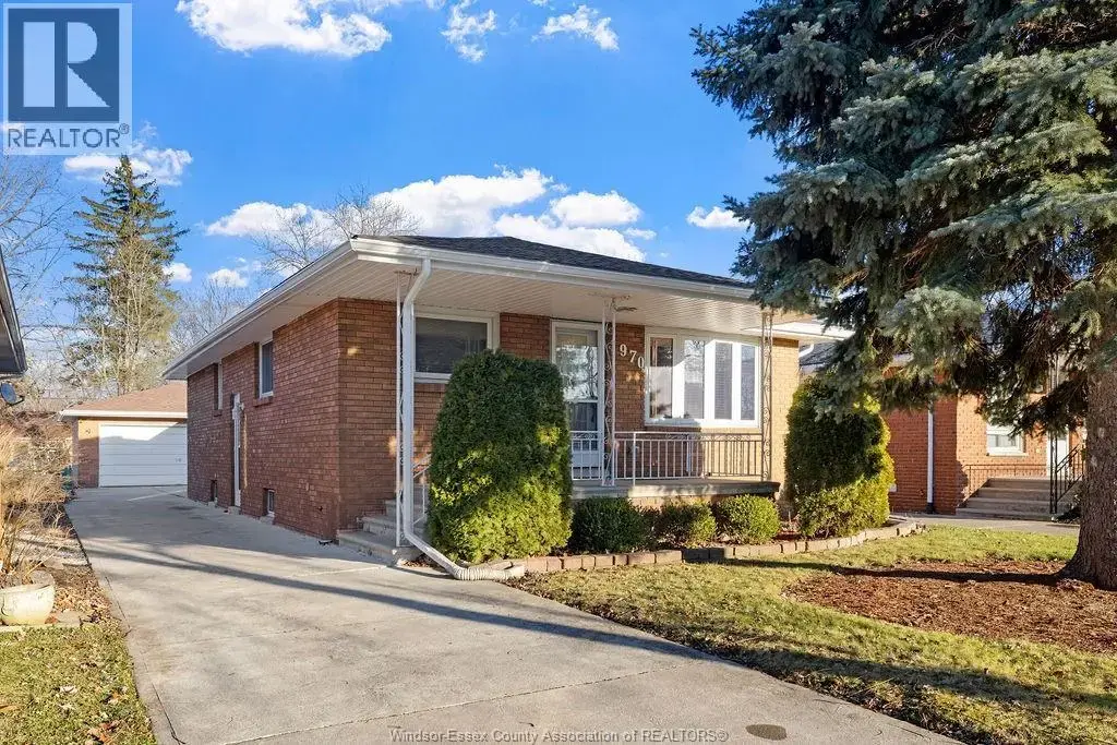 1970 Ferndale Avenue, Windsor