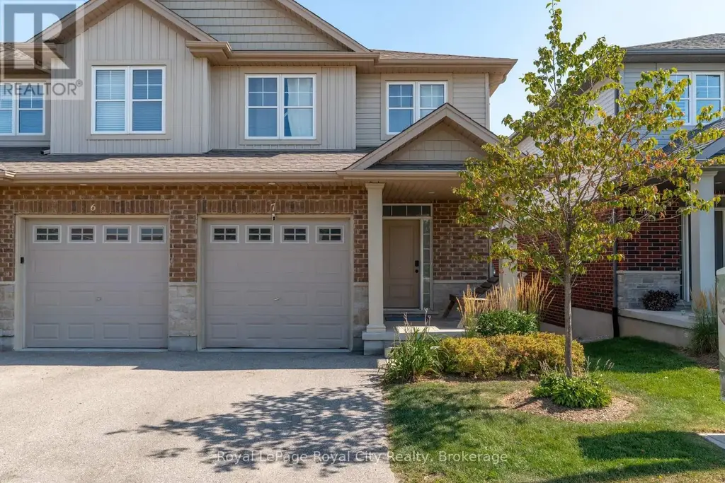 7 - 269 Watson Parkway N, Guelph (Grange Road)
