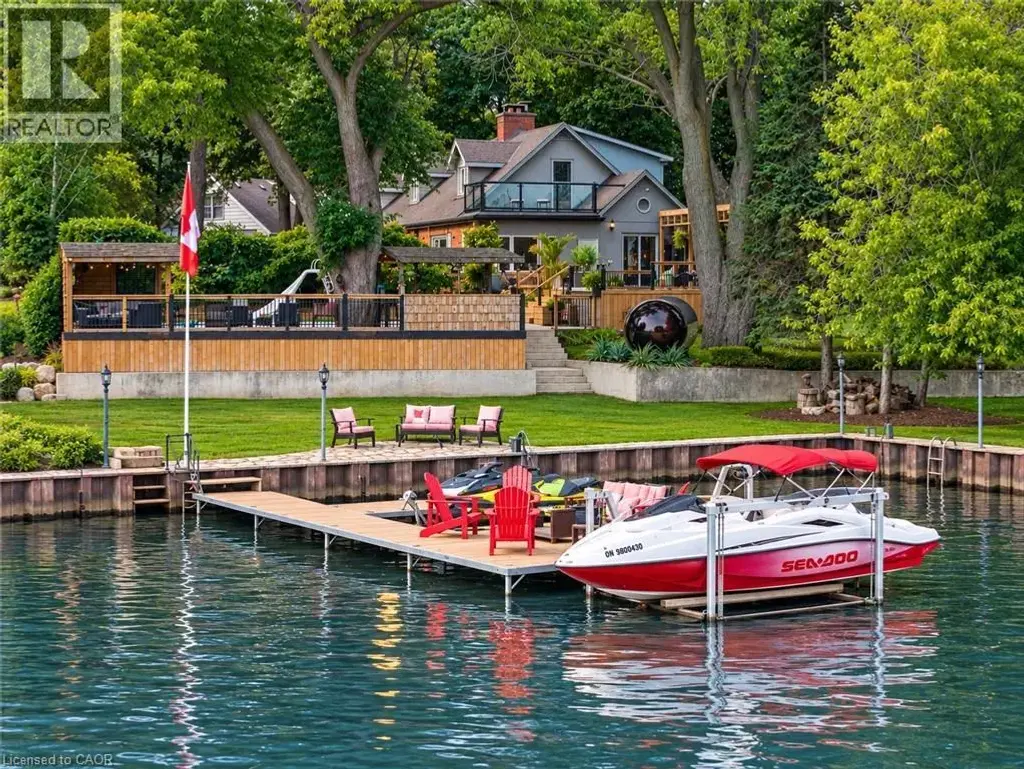 413 Indian Road, Burlington