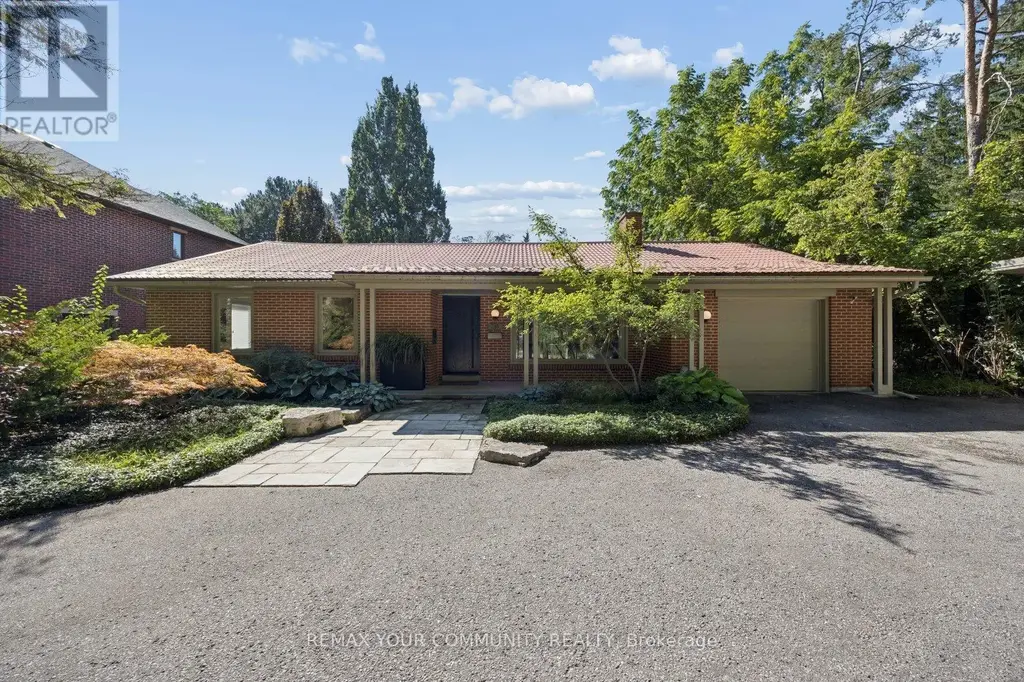 238 Mill Street, Richmond Hill (Mill Pond)