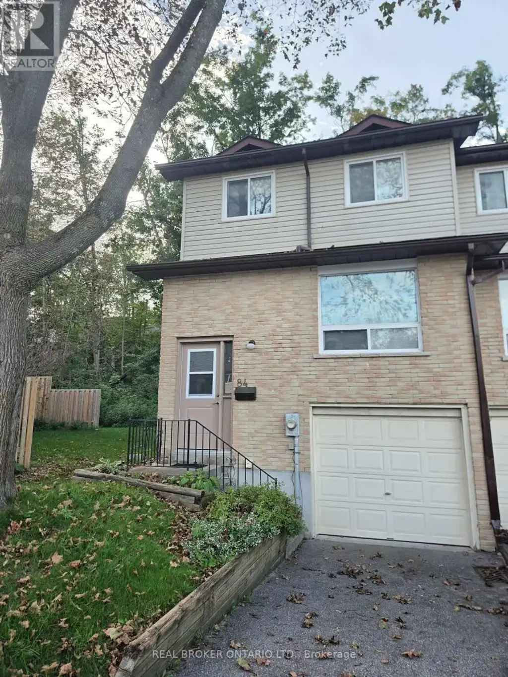 84 - 1095 Mississaga Street W, Orillia