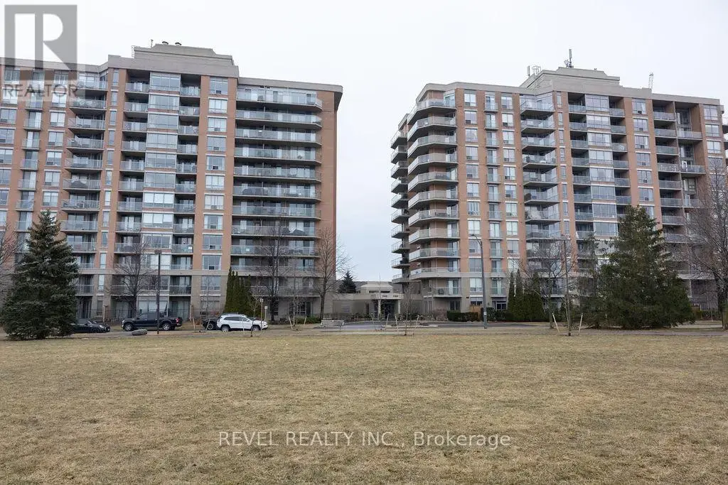 104 - 1150 Parkwest Place, Mississauga (Lakeview)