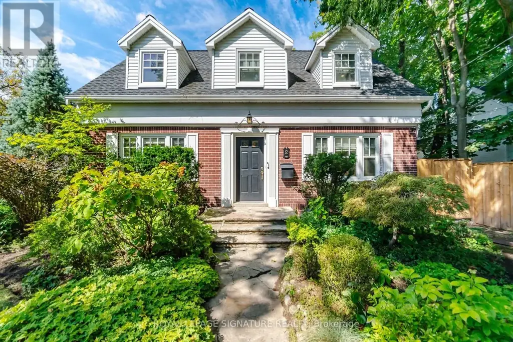 2 Wembley Avenue, Toronto (Islington-City Centre West)