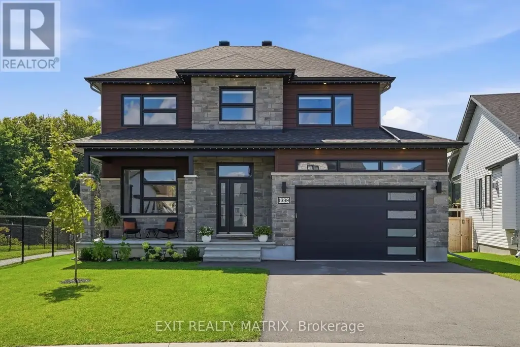 1339 Fribourg Street, Russell
