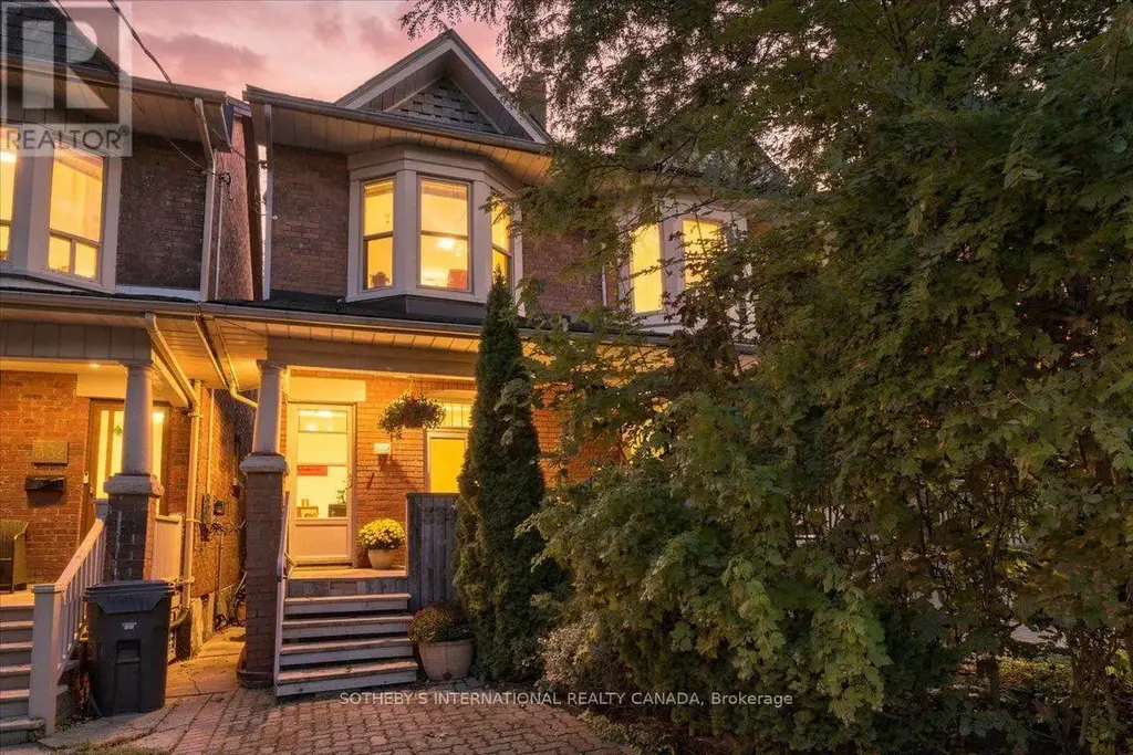 334 Albany Avenue, Toronto (Casa Loma)