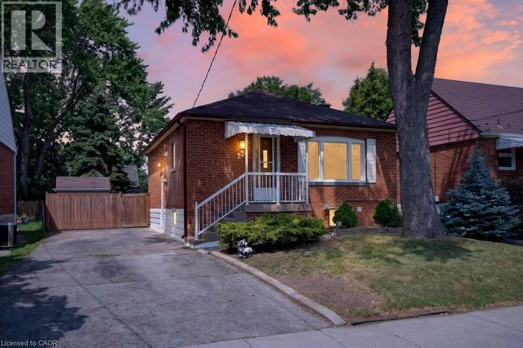 220 East 13th Street, Hamilton
