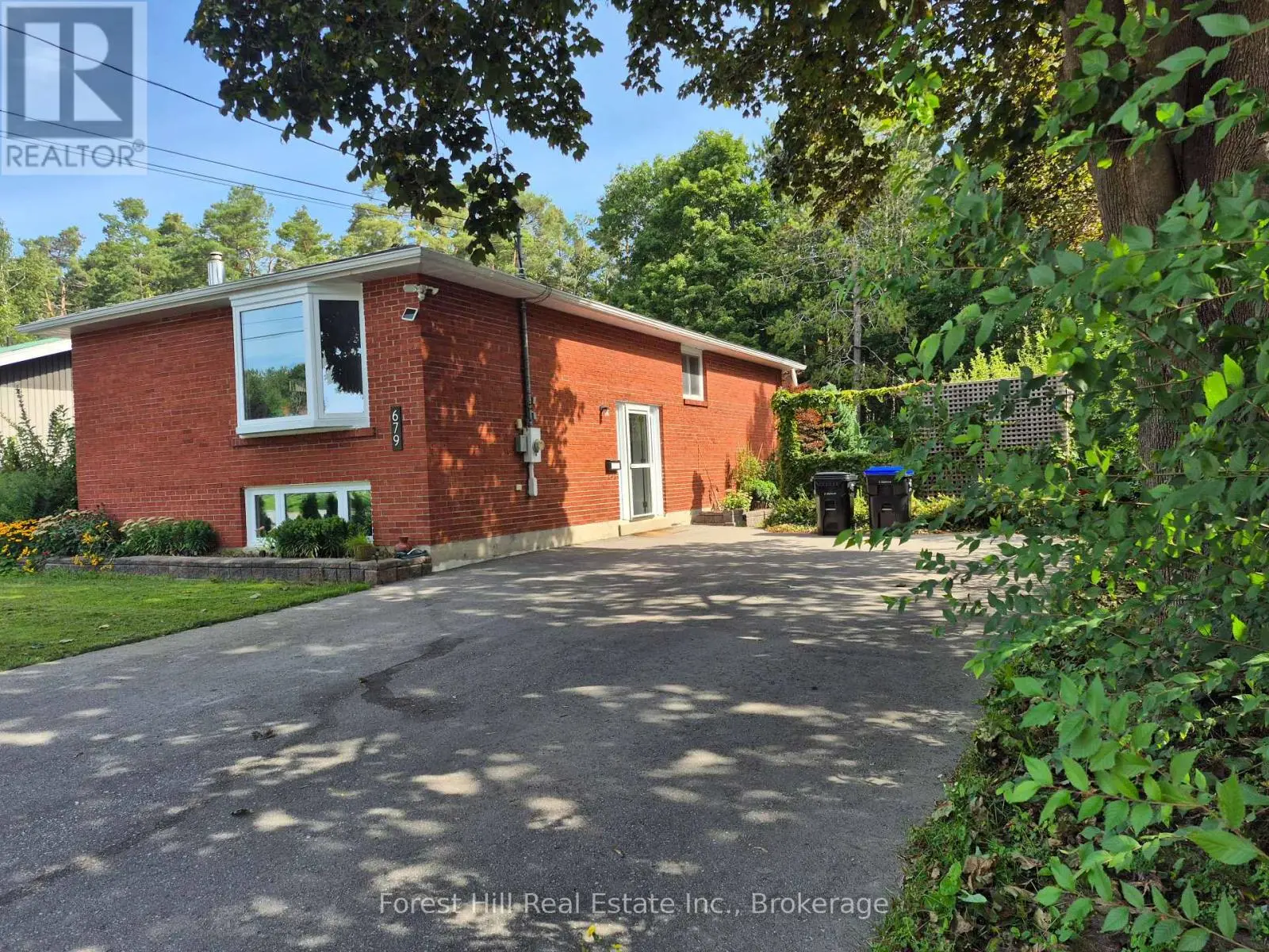 679 Simcoe Avenue W, Tay (Port McNicoll)
