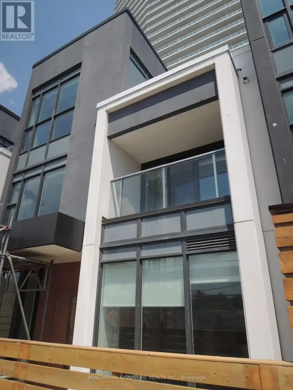 Th16 - 113 Mcmahon Drive, Toronto (Bayview Village)