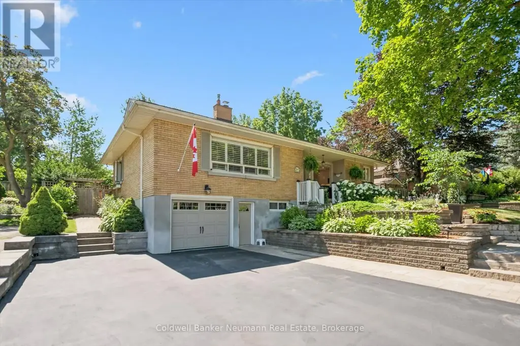 25 Bennett Avenue, Guelph (St. George's)