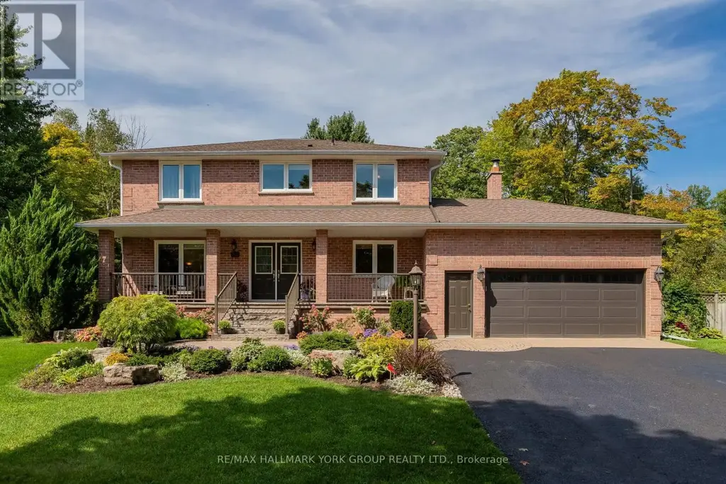 34 Amberglen Court, East Gwillimbury (Holland Landing)