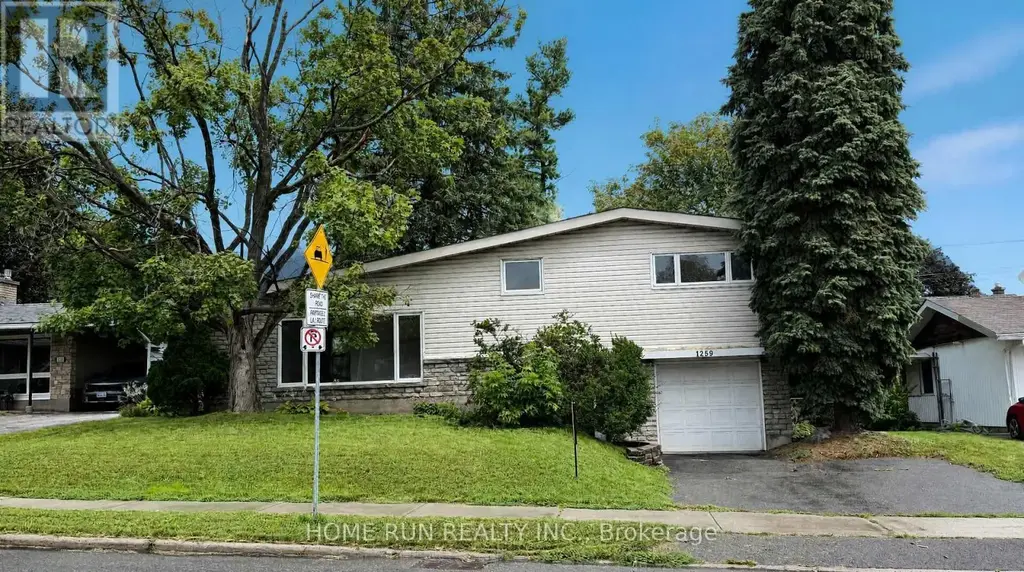 1259 Meadowlands Drive E, Ottawa