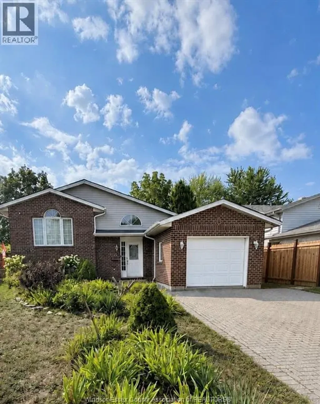 5 Allen Court, Amherstburg