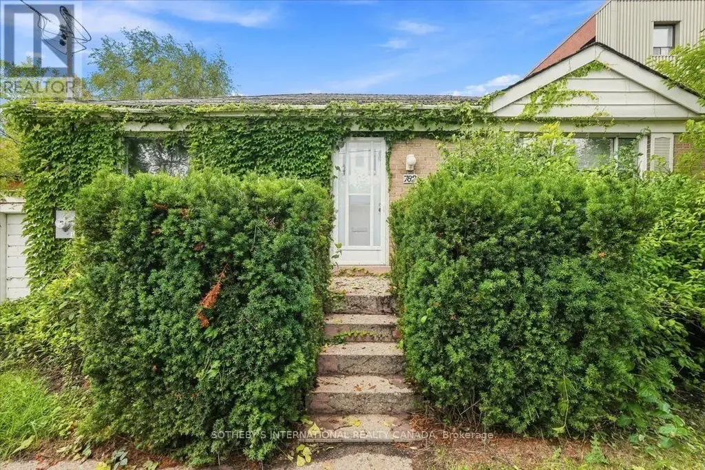 782 Marlee Avenue, Toronto (Yorkdale-Glen Park)