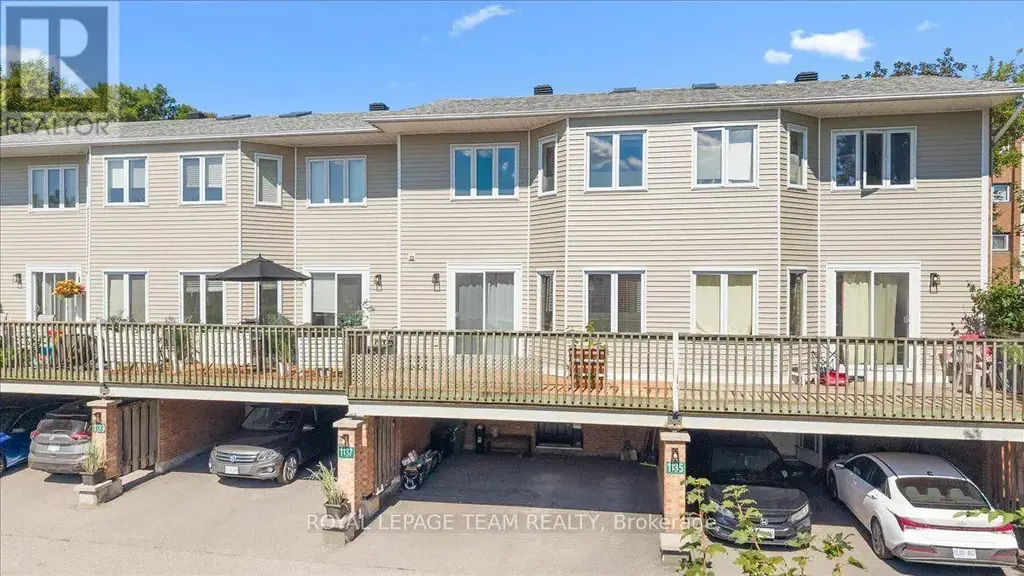 1137 Chimney Hill Way, Ottawa