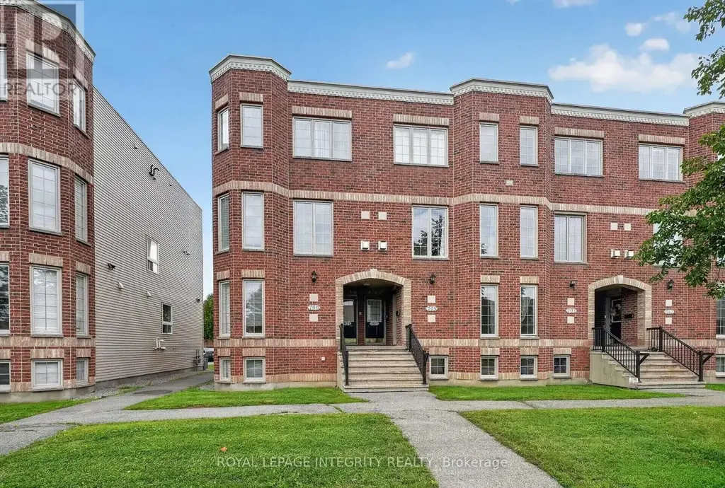 795 Longfields Drive, Ottawa