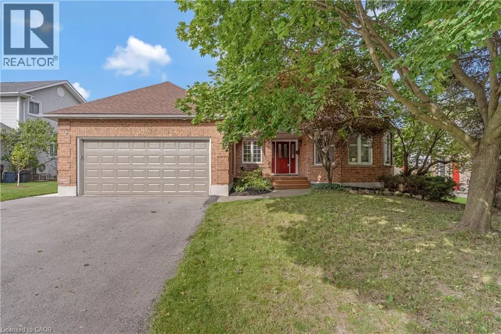 372 Gatestone Boulevard, Waterloo