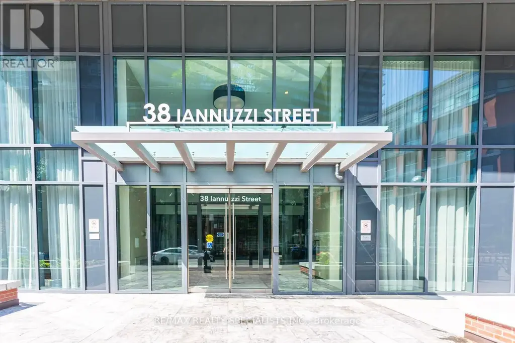 540 - 38 Iannuzzi Street, Toronto (Niagara)