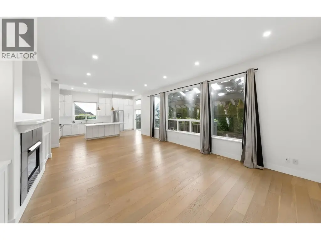 122 Chestnut Court, Port Moody