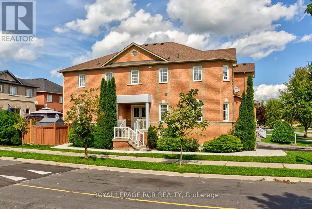 13 Silvervalley Drive, Caledon (Bolton North)