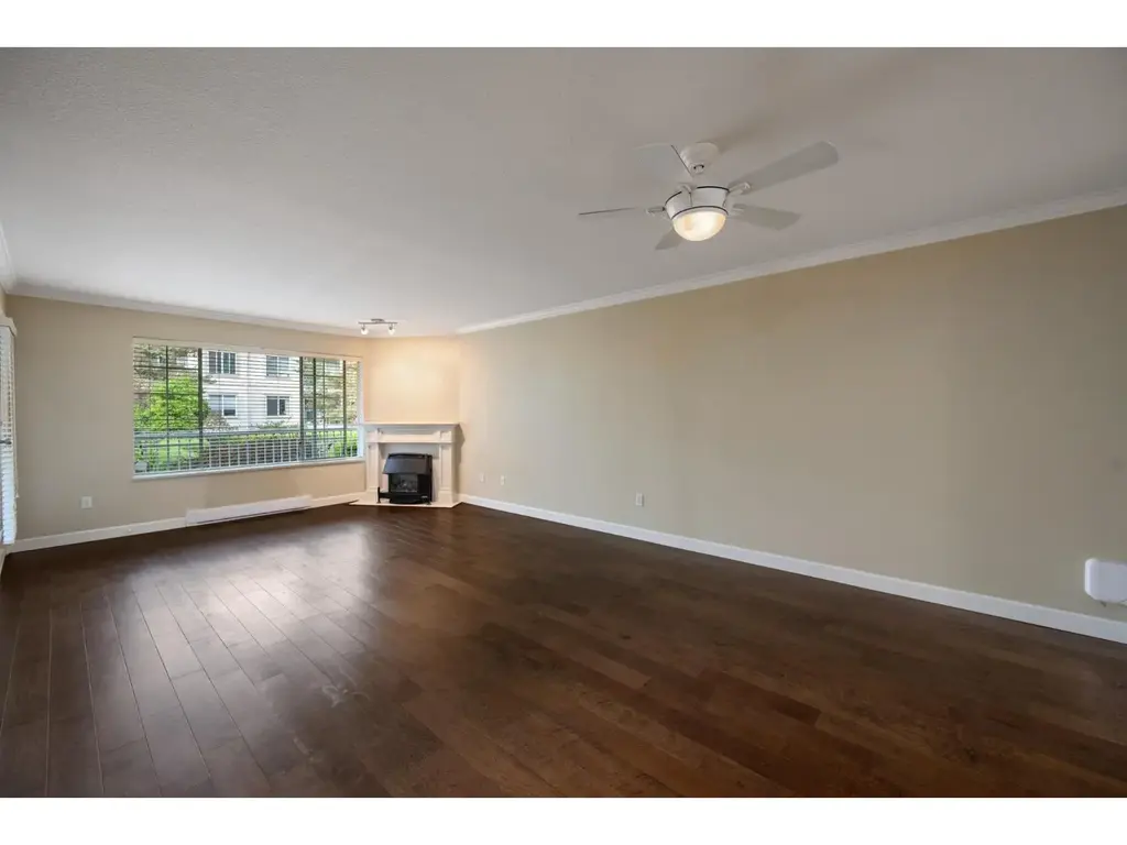 112 5375 205 Street, Langley