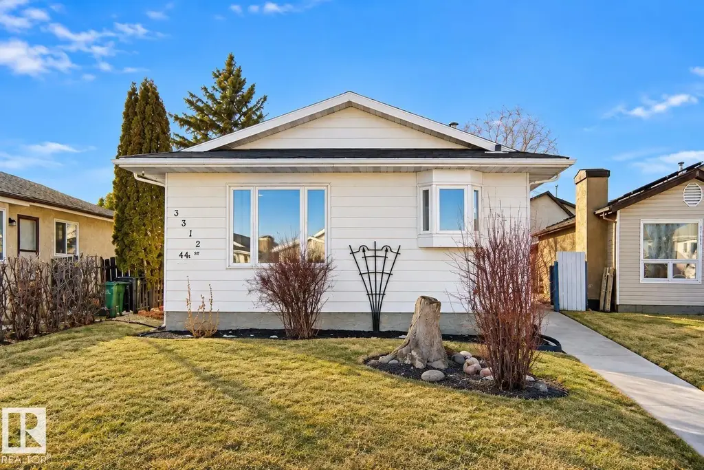 3312 44a St Nw, Edmonton