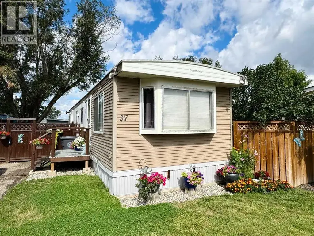 37, 5301 2 Street, Coalhurst
