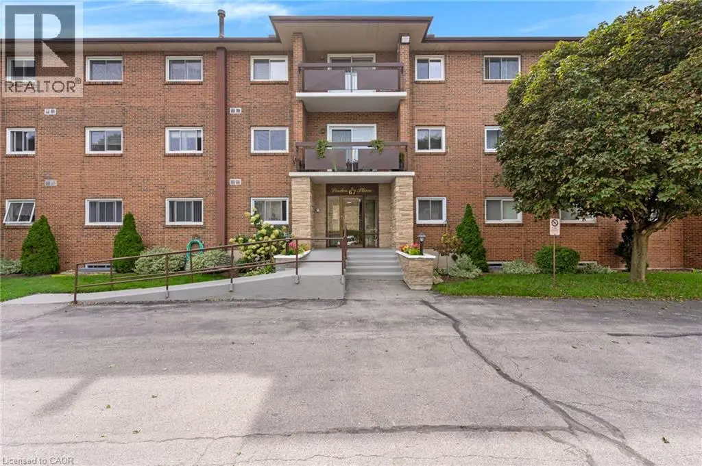 67 Breckenridge Drive Unit# 206, Kitchener