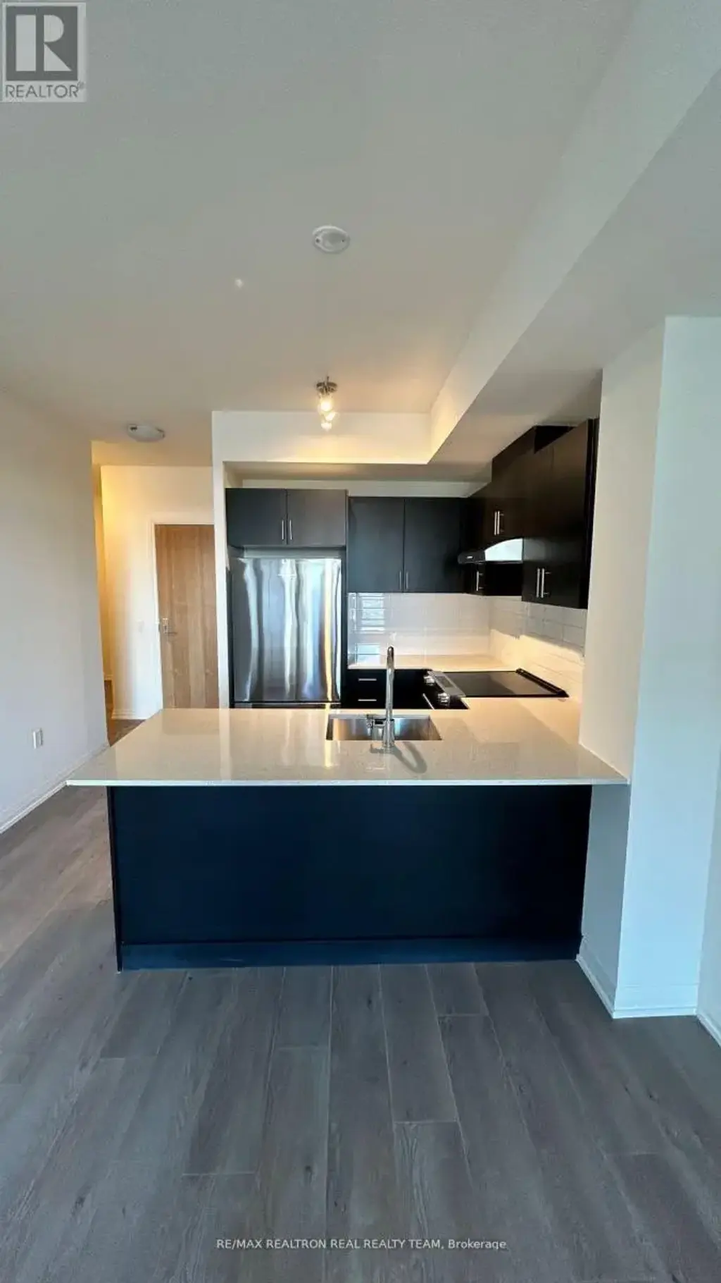 418 - 8960 Jane Street, Vaughan (Vellore Village)