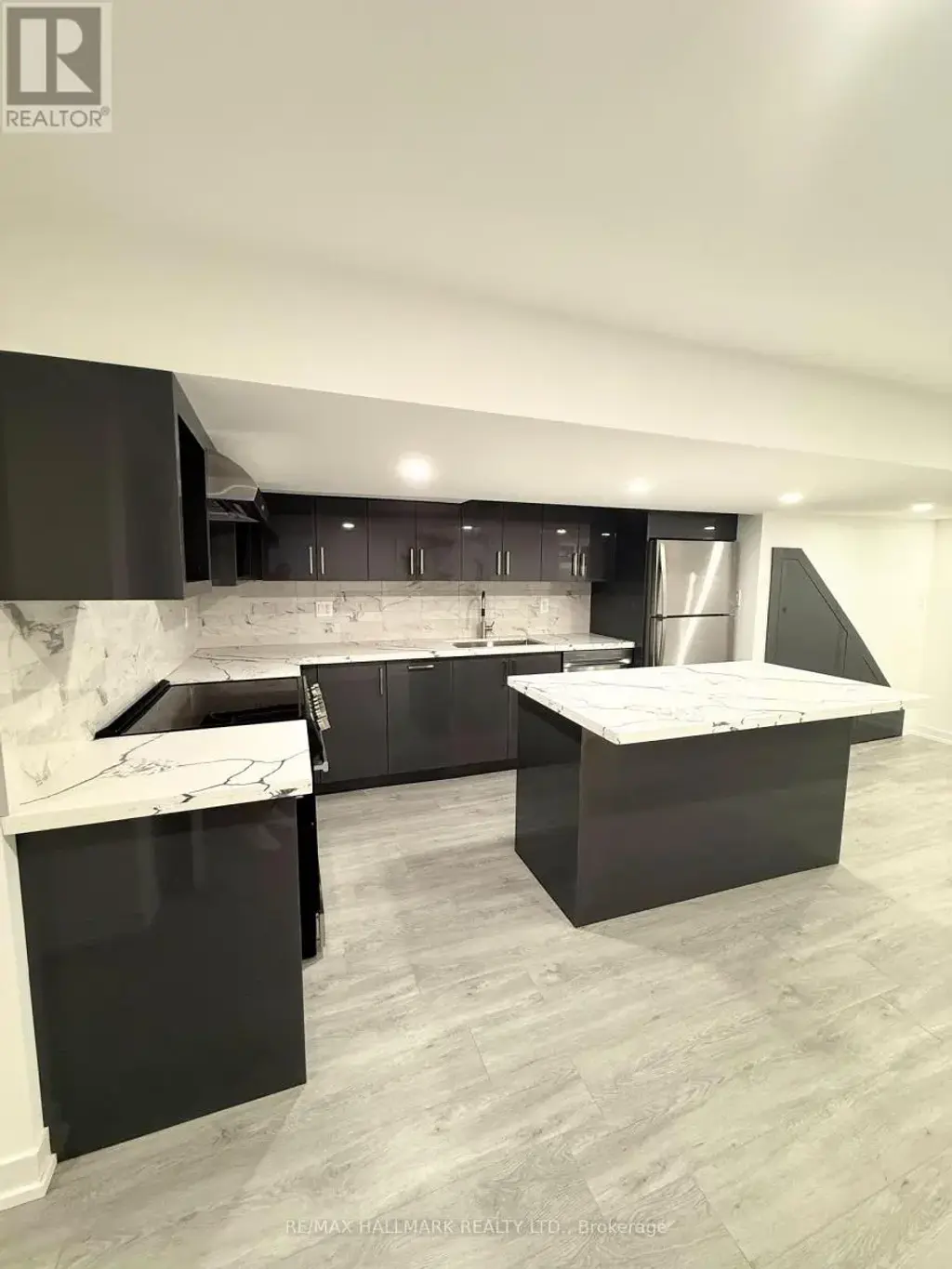 Bsmnt - 1190 Dovercourt Road, Toronto (Dovercourt-Wallace Emerson-Junction)