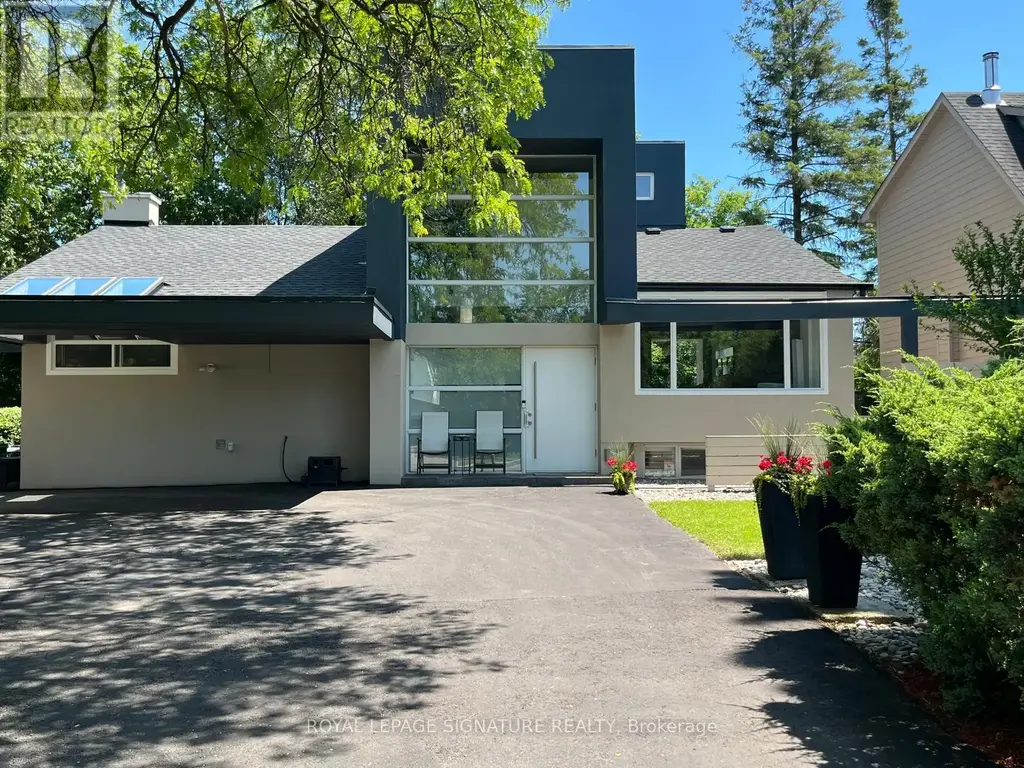 90 Berkinshaw Crescent, Toronto (Banbury-Don Mills)
