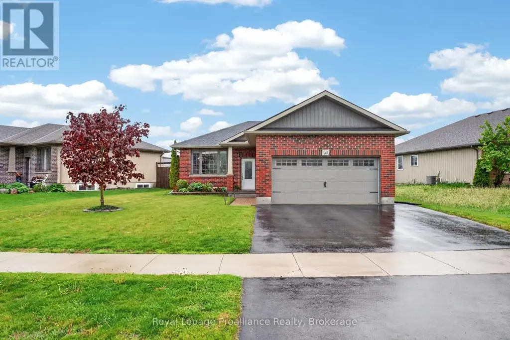 32 Aspen Drive, Quinte West (Murray Ward)