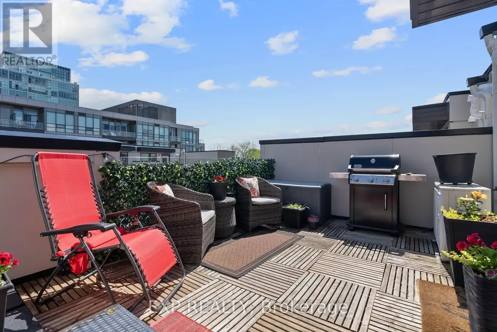 89 - 30 Fieldway Road, Toronto (Islington-City Centre West)