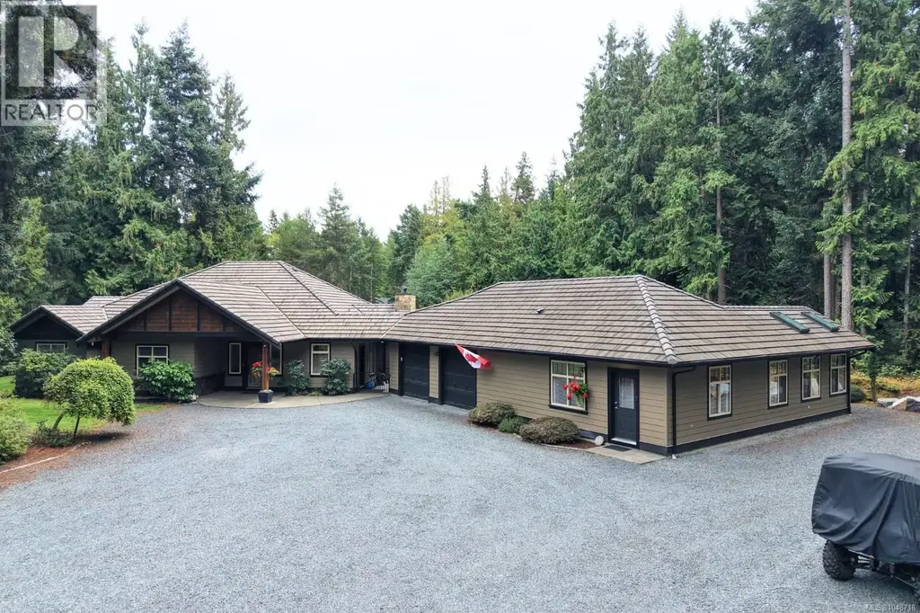 1090 Coldwater Rd, Parksville