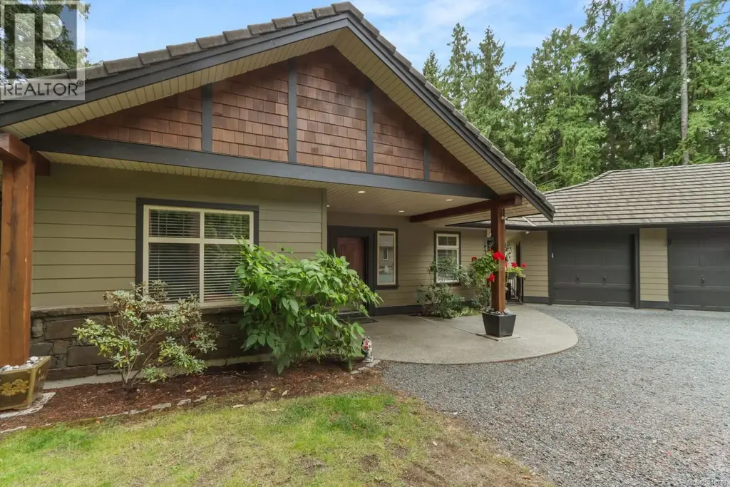 1090 Coldwater Rd, Parksville