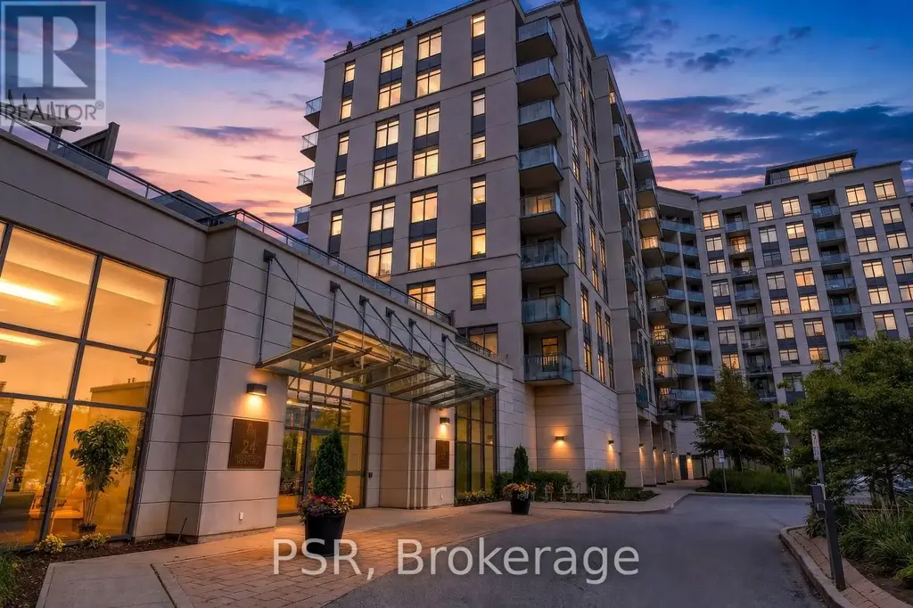 717 - 12 Woodstream Boulevard, Vaughan (Vaughan Grove)